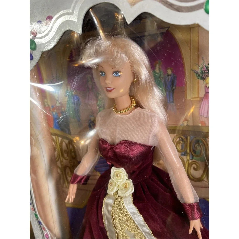 Barbie Holiday Elegance Jakks Pacific Toys R US Exclusive 2000 W Ornament Vtg - Picture 2 of 16